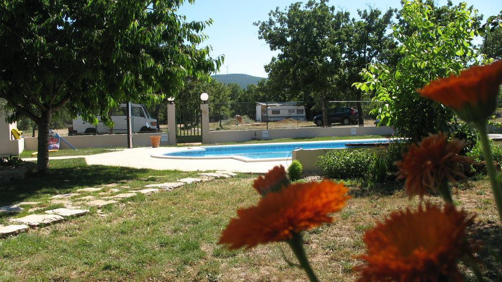 Kaja House Apartments Lozovac Ngoại thất bức ảnh