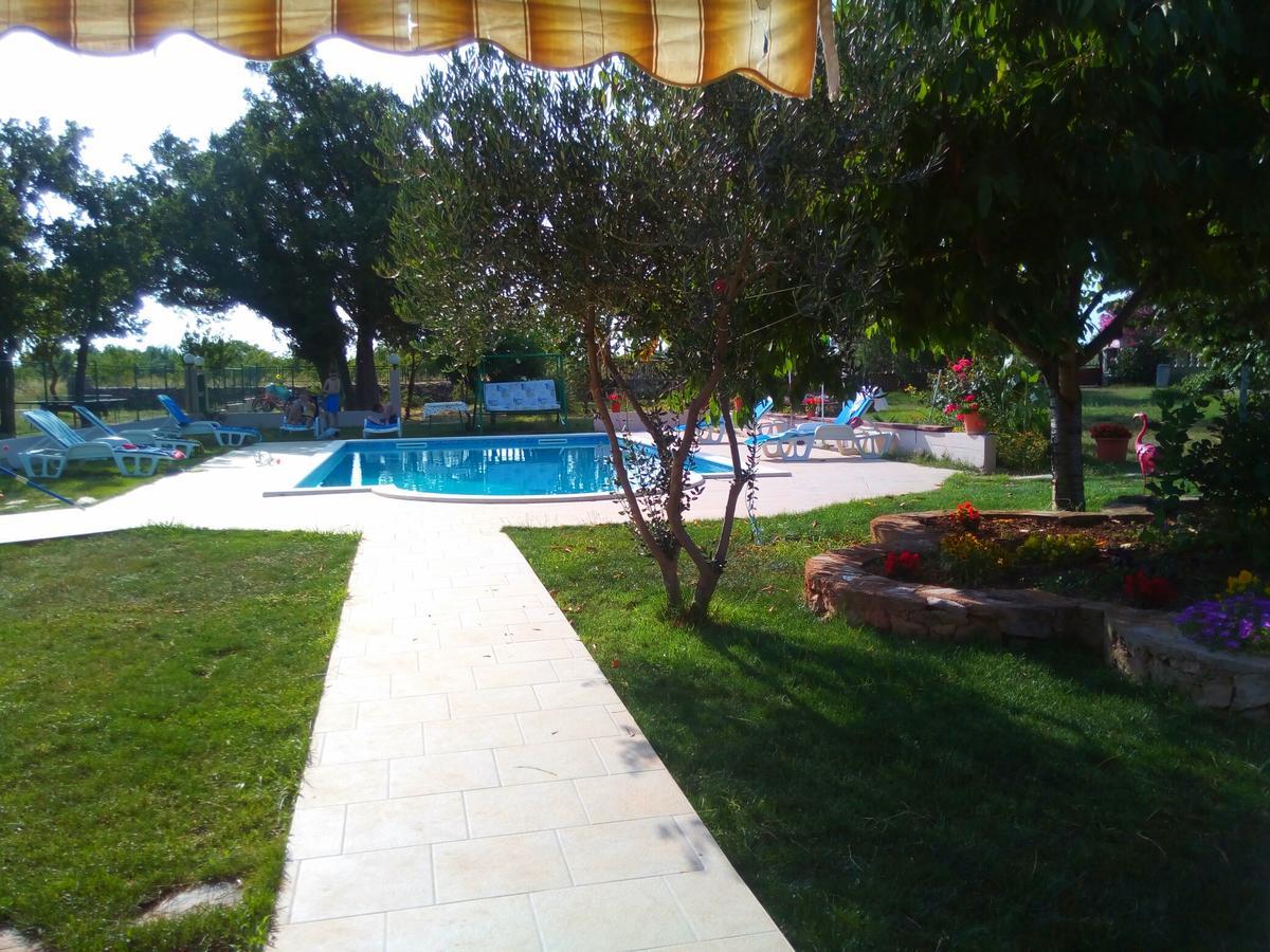 Kaja House Apartments Lozovac Ngoại thất bức ảnh